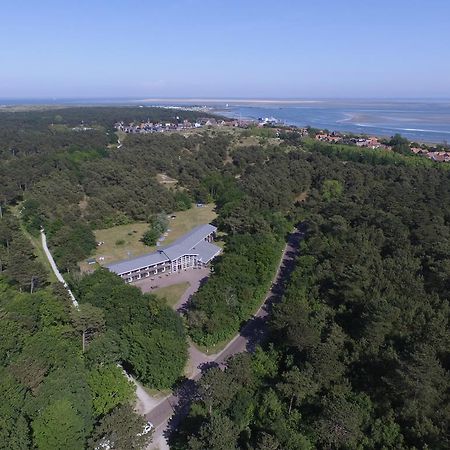 Donia Huys Hotel Влиланд Екстериор снимка